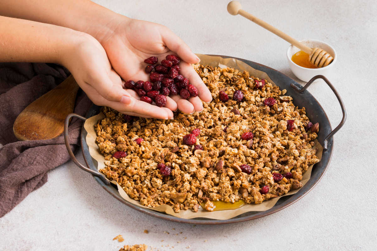 Granola paléo au curcuma